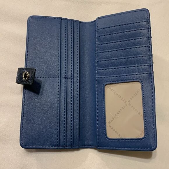 Steve Madden Slimline wallet NWOT snap closure and zipper pocket - Picture 6 of 7